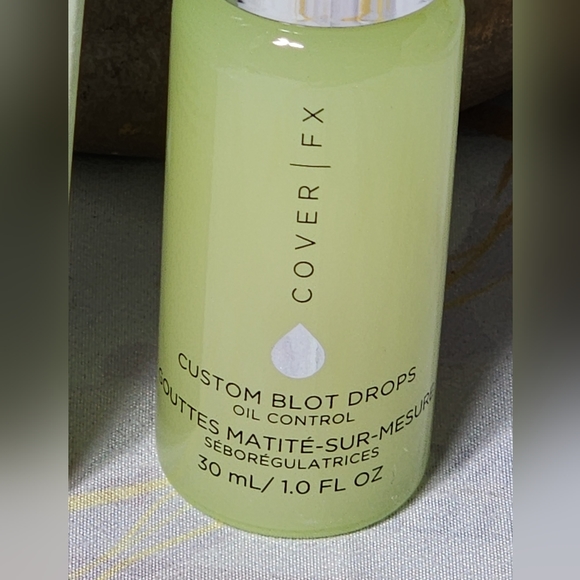 Cover Fx Custom Blot Drops Oil Control Matte Finish New - Picture 3 of 3